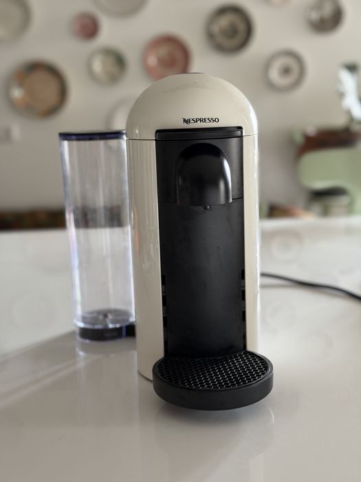 Maquina de café Nespresso Vertuo