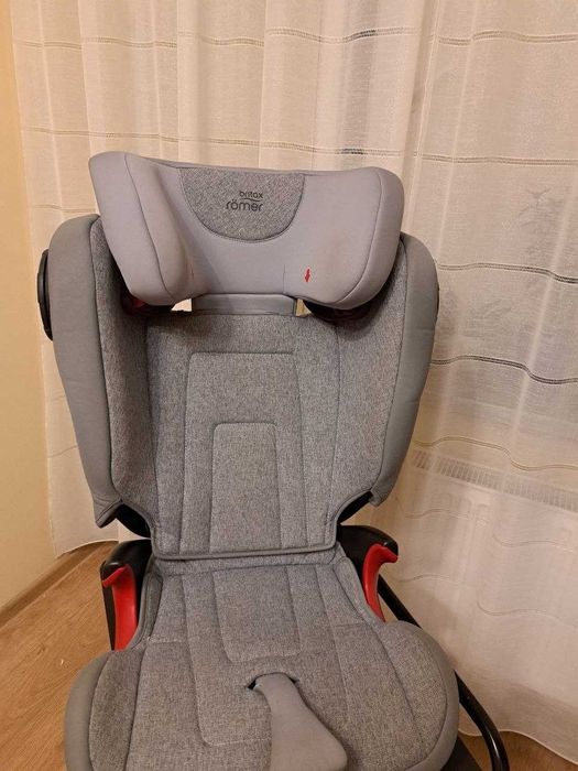 Дитяче автокрісло BRITAX-ROMER KIDFIX2