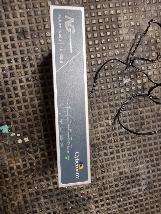 Cyberoam CR-35iNG (SCB-6905) Urządzenie zapory zabezpieczającej