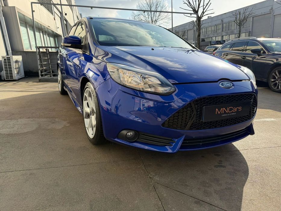 Ford Focus 2.0 EcoBoost ST
