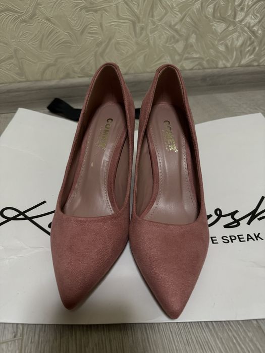 Туфлі еко замш 38р