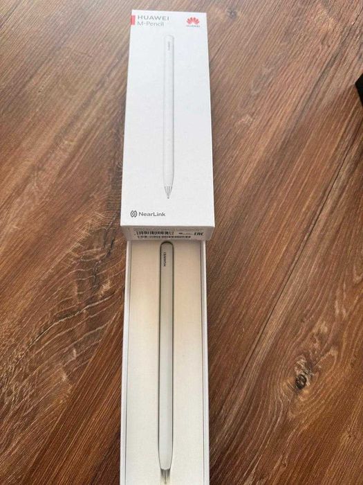 tablet HUAWEI MatePad Pro 13.2, etui, rysik, ładowarka