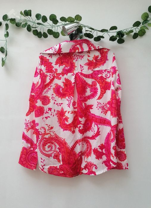 Blusa com Cornucópias