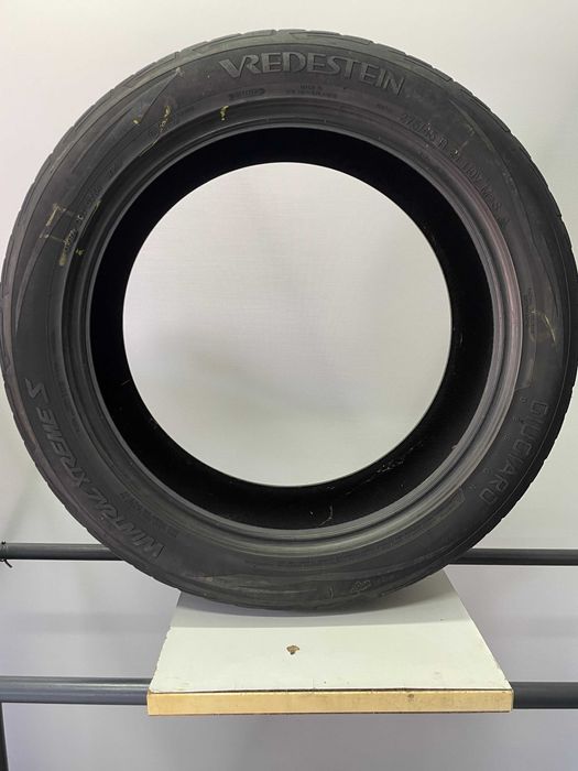 Opona Zima Vredestein WintracXtreme S 275/45R21