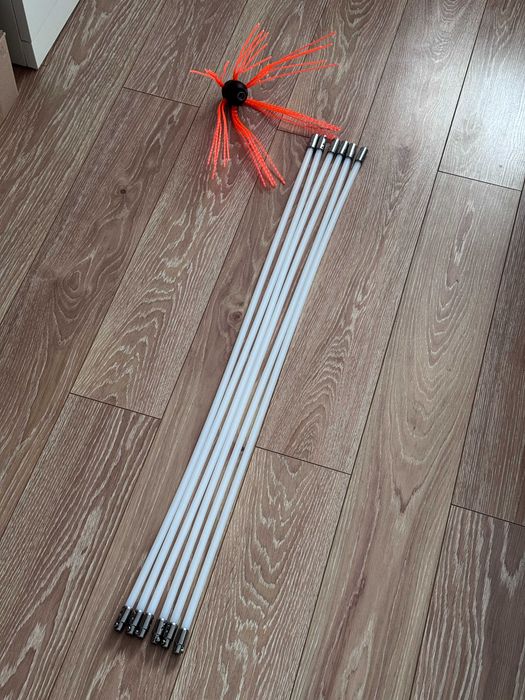 Długa 6-metrowa lanca do czyszczenia komina ze szczotką na wkrętarke