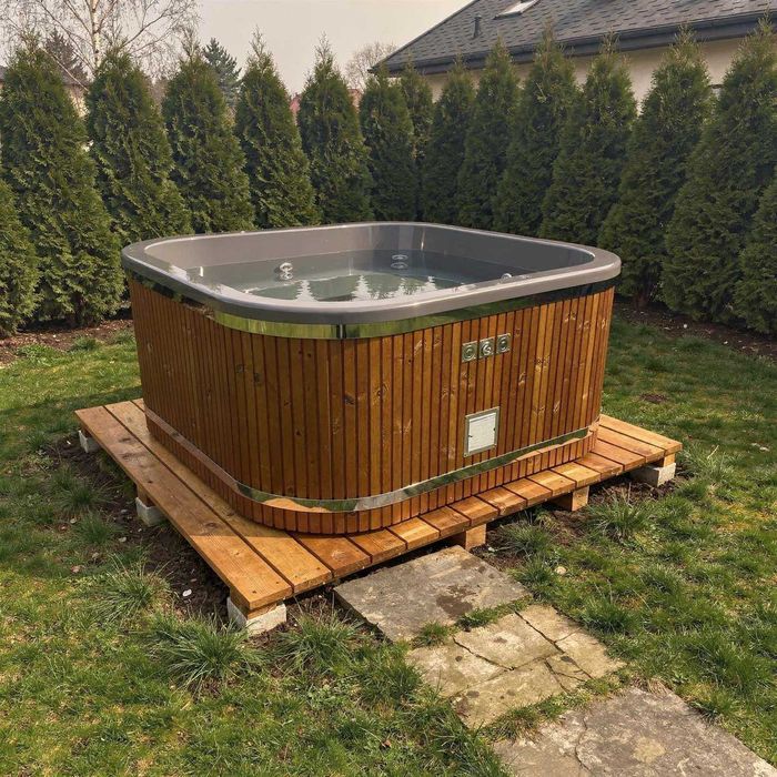 BALIA kwadratowa 200cm x 200cm OD RĘKI Jacuzzi Hot Tub Bania Jacuzzi
