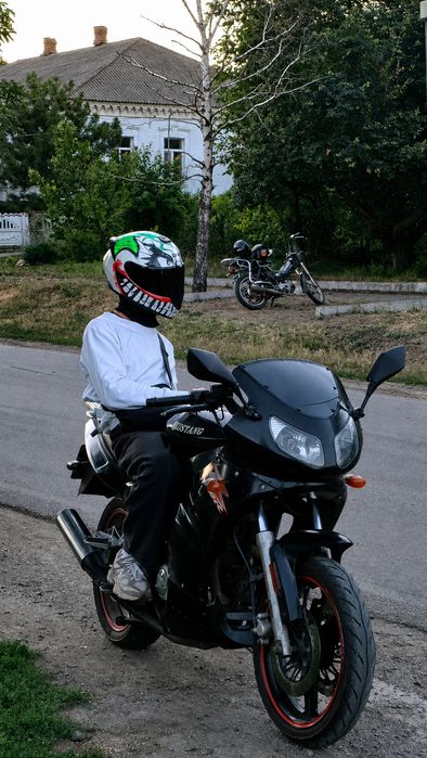 продам musstang 200