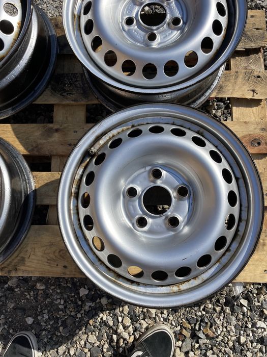 Felgi stalowe VW T5 transporter volkswagen 5x112 16 cali 6,5J et51