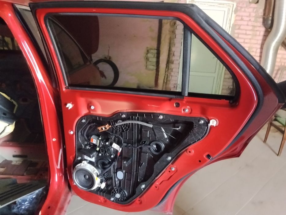 Двері Кіа ніро Kia niro 2023