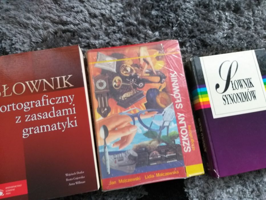 Słowniki ortograficzne,atlasy historyczne