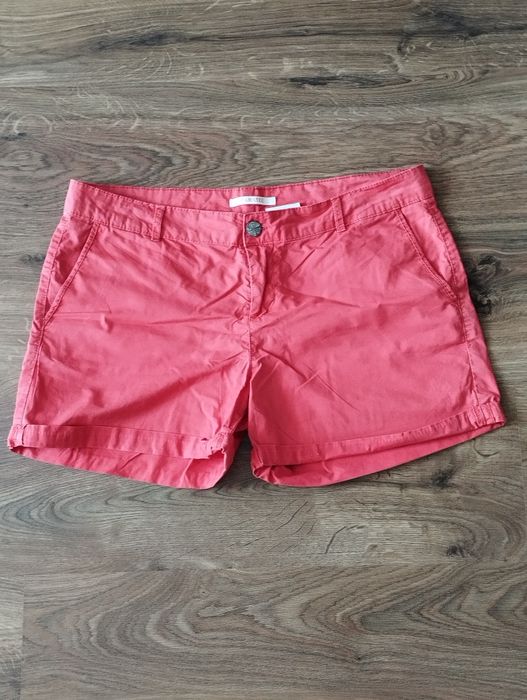 Krótkie spodenki Camaieu roz 40