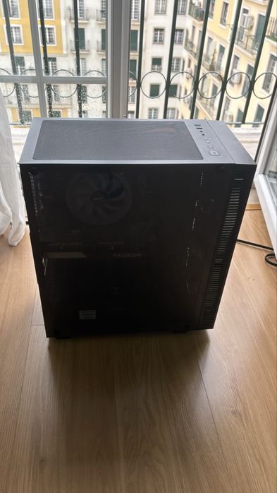 OPORTUNIDADE - Desktop Gaming em excelente estado