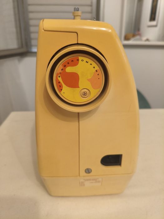 Singer Starlet 354 dos anos 70 FUNCIONAL
