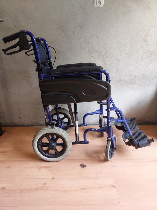 Wózek inwalidzki INVACARE Alu Lite