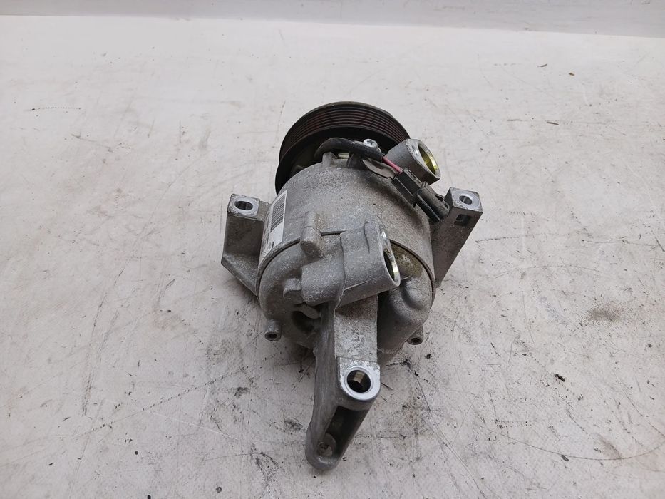 Compressor AC RENAULT Twingo III (BCM_)