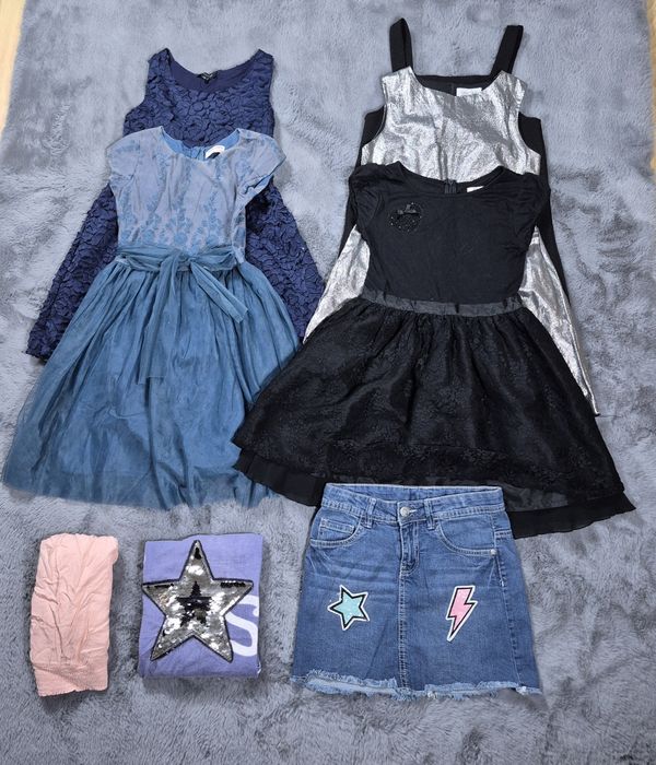 Paka ubrań zestaw sukienek dla dxiewczynki 134-140cm