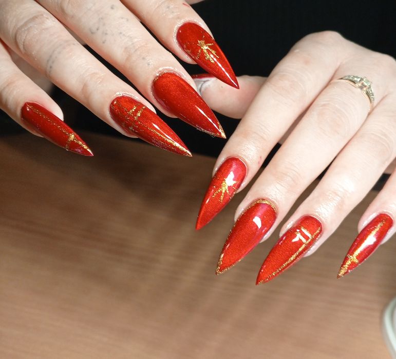 Фарбування волосся,стрижкі,Манiкюр.Нарощення нiгтiв