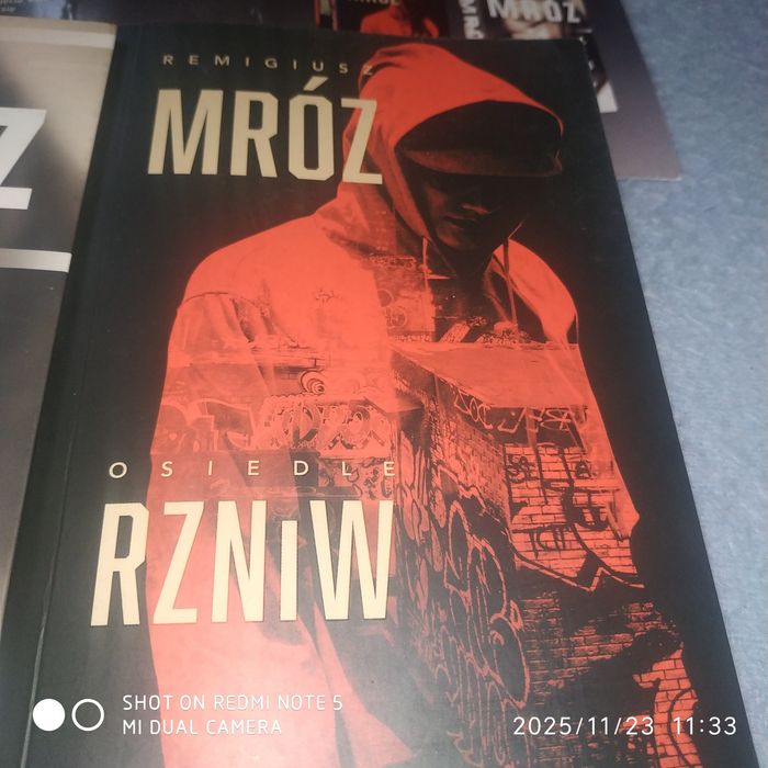 Książki  Remigiusz Mròz Osiedle rzniw ,wybaczam ci