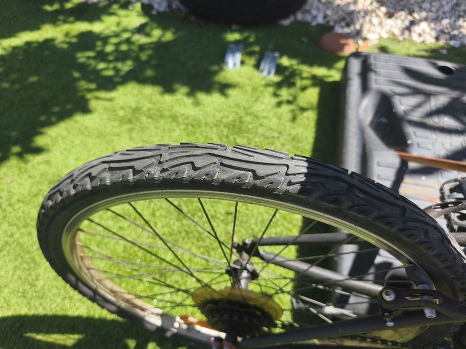 Bicicleta ideal para criança dos 9 as 12 anos roda 24