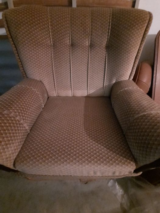 Sofas em tecido em bom estado