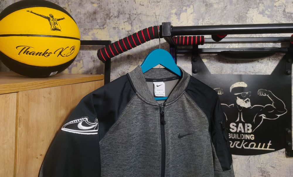 Зіп кофта Nike Therma-Fit.