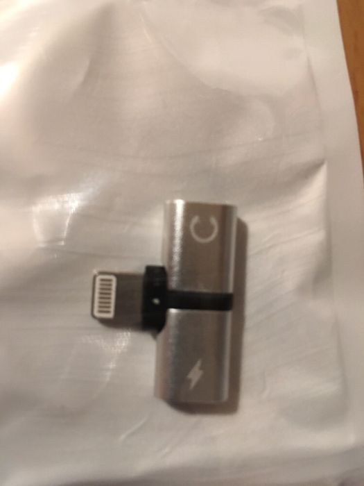 Adaptador 2 em 1 para IPhone (Novo)