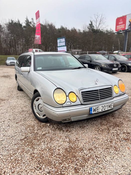 Na Sprzedaż Mercedes E Klasa 2.4LPG/1-wł/super at/klima/alu/zadbany