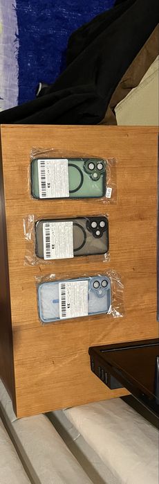 Iphone 16 novo com capas por abrir