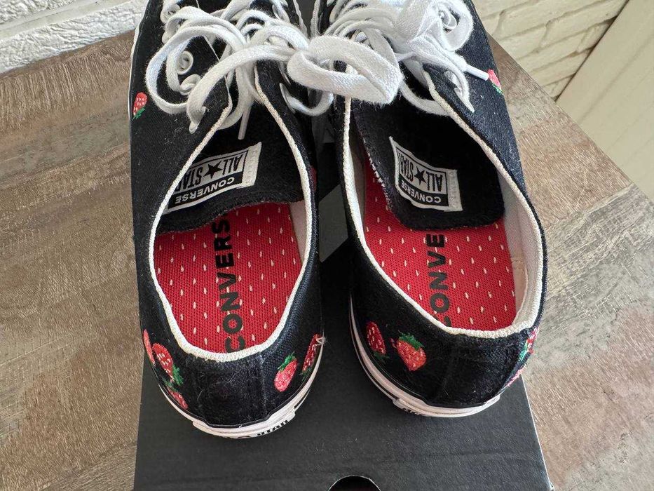 Ціну знижено! Продам жіночі кеди Converse Chuck Taylor All Star Lift
