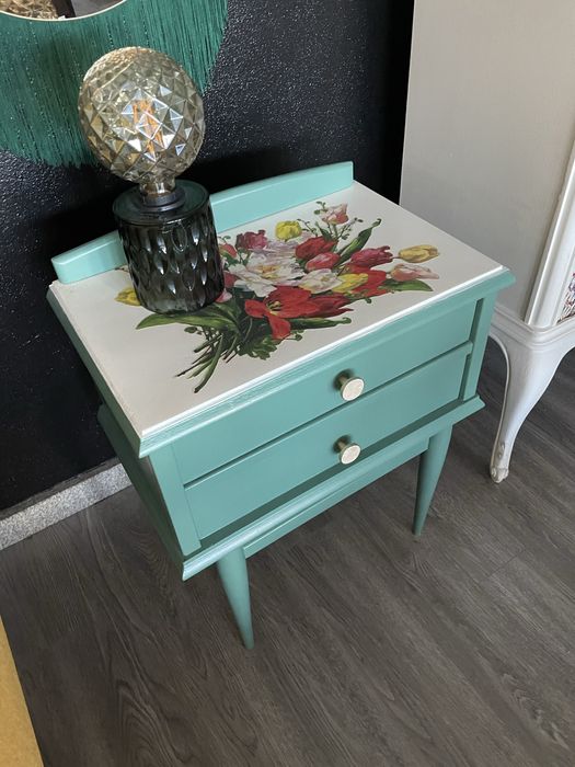 Moveis antigos restaurados