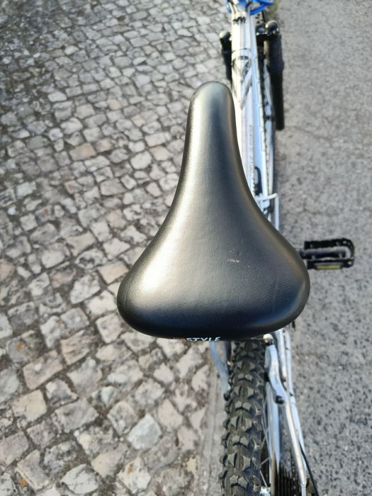 Bicicleta ótima barata