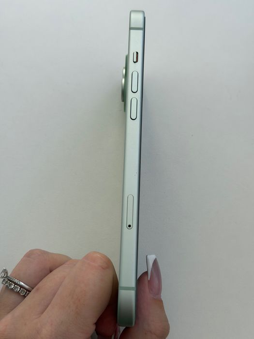 Apple iPhone 15 plus
