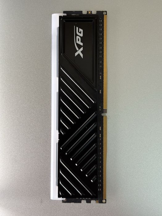 Оперативна пам'ять  з RGB підсвіткою ADATA XPG Spectrix D35G RGB DDR4 16GB 3600MHz CL18 Стан нової