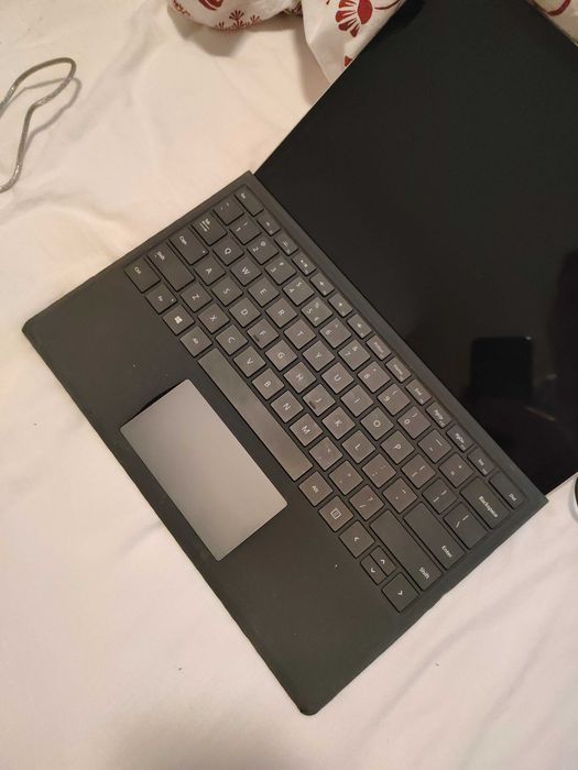 TABLET | Microsoft Surface Pro 4 | i5-6300U | 8GB 256SSD | Win