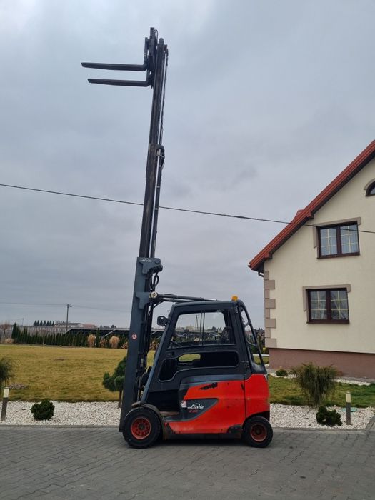 Linde E30HL Wózek Widłowy Elektryczny  maszt 6.7m  2011rok (e25,e20)