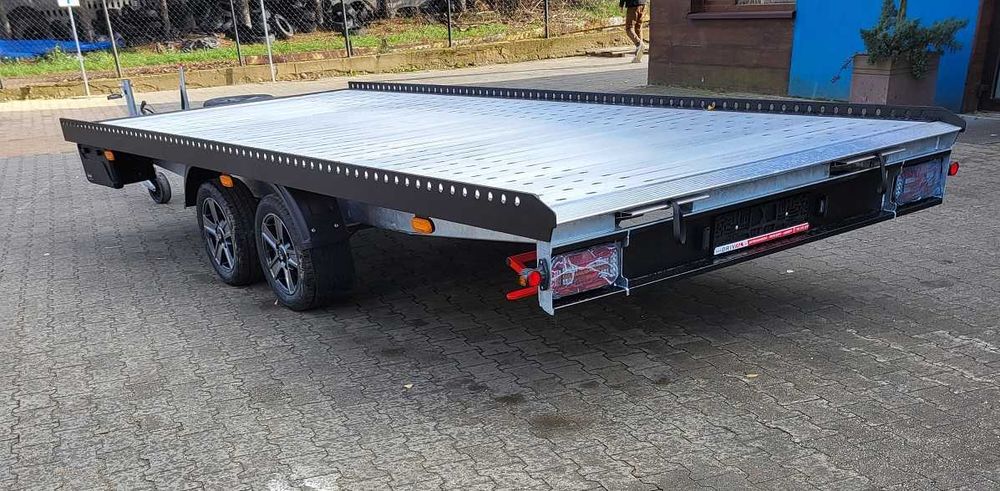 Laweta  -przyczepa 4,5 x 2,1 DMC do 2700 kg.