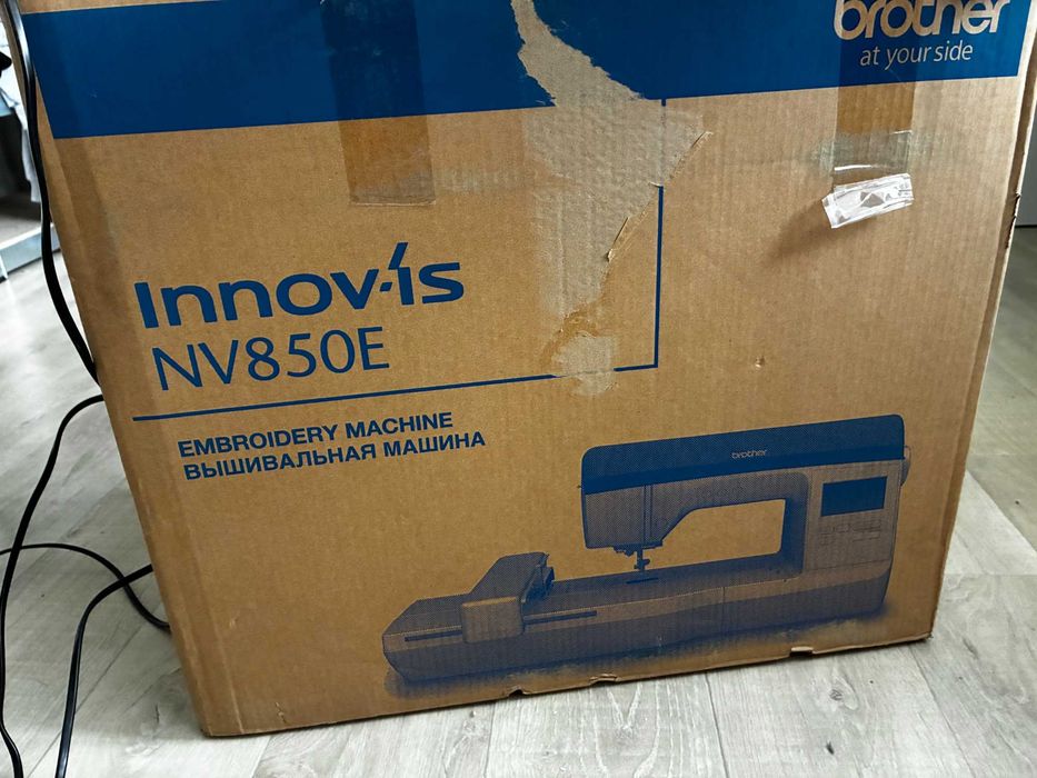 Вишивальна машина BROTHER Innov-is NV 850E.