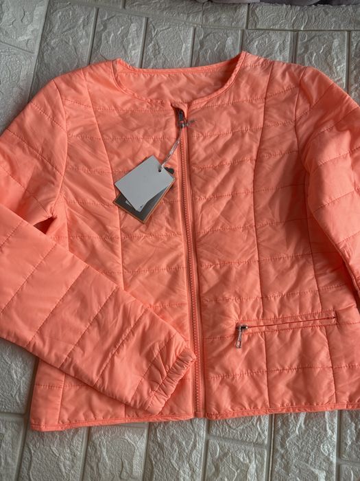 Курточка нова для підлітка або жінки xs s коралова яскрава легка