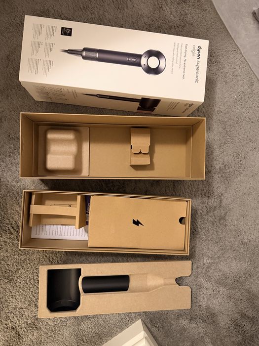 Karton do Dyson suszarki supersonic