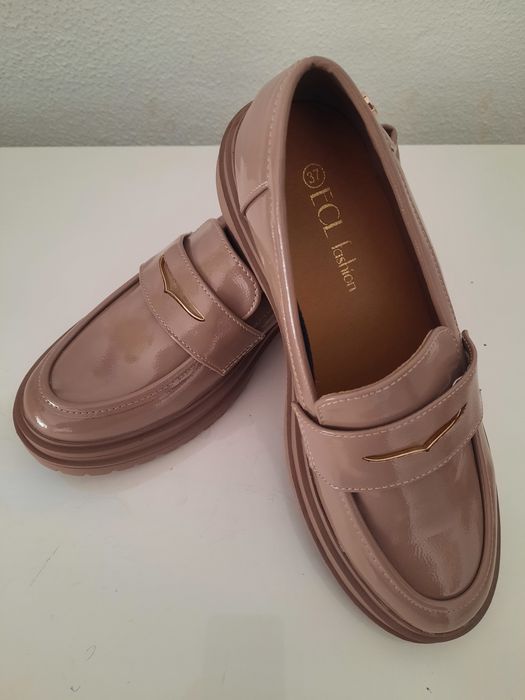 Mocassins femininos nunca usados