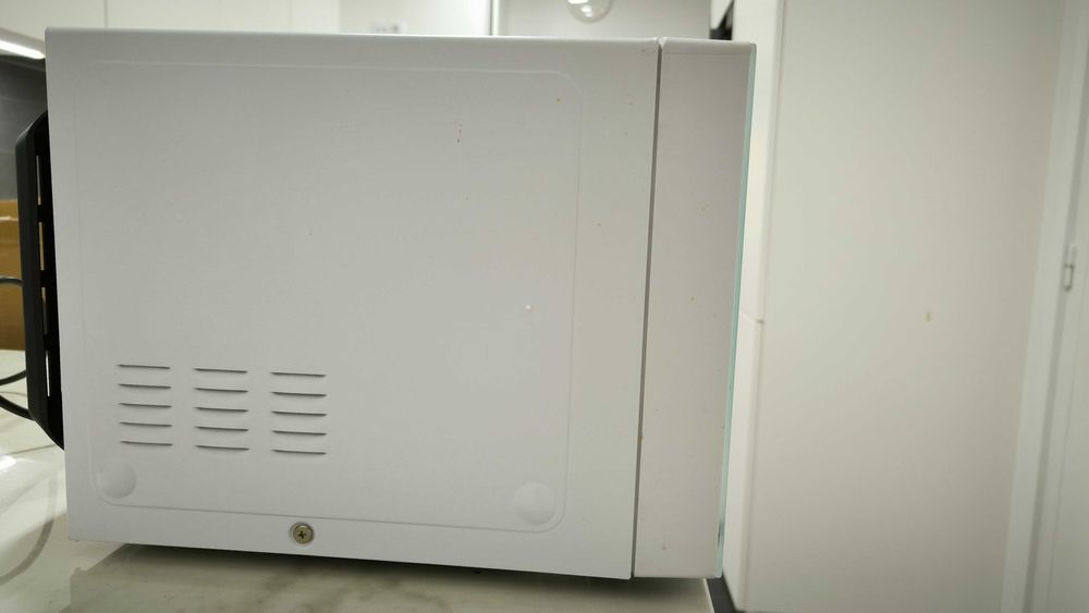 Microonda LG 25L MH6535GDH
