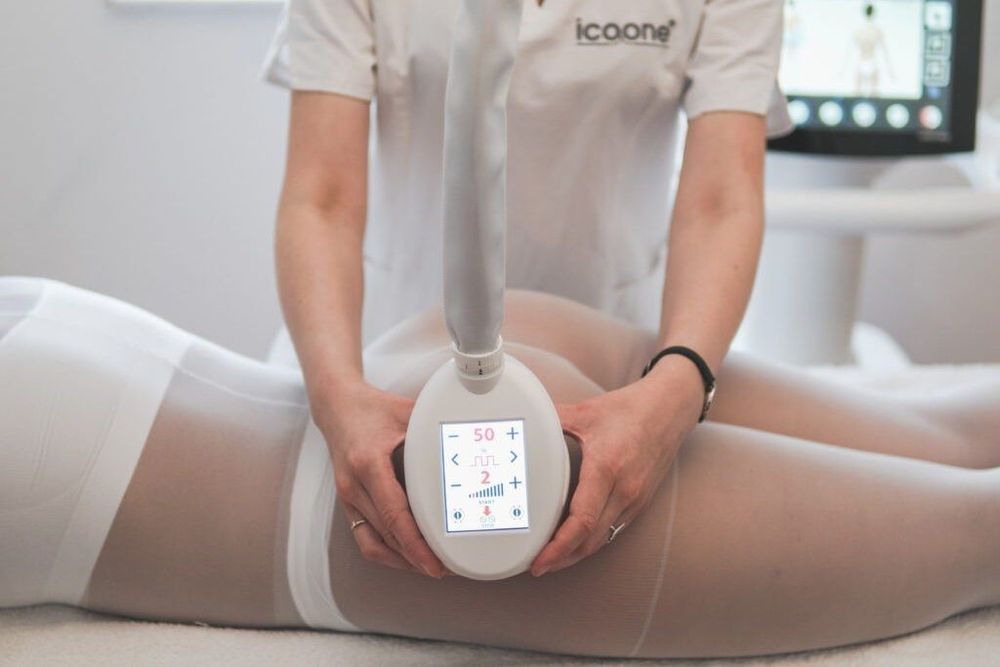 Костюмы для массажа (ICOONE)