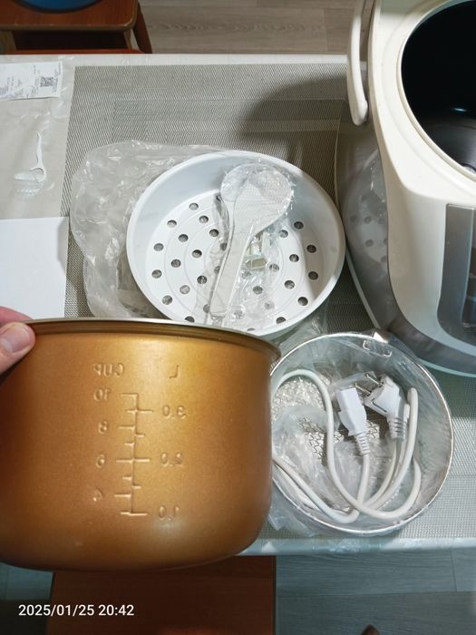 Мультиварка Redmond RMC-M70