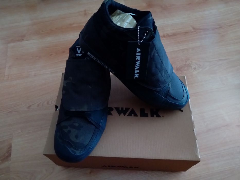 Airwalk Vic MC Black
