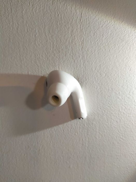 Apple Airpods Pro 1 виробник США як новий зарядний +кейс - ідеал