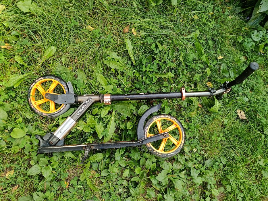 Продам самокат, розкладний.