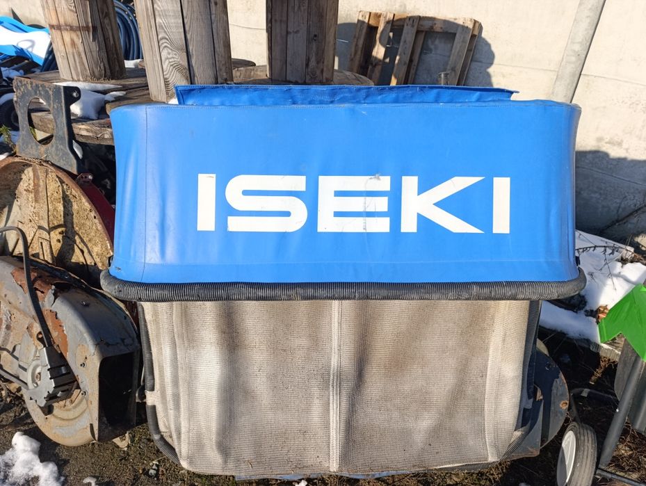Kosz na trawę Iseki Sg15 kompletny