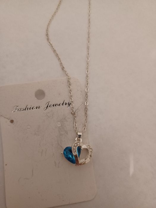 Fio com Pingente em forma de Coração