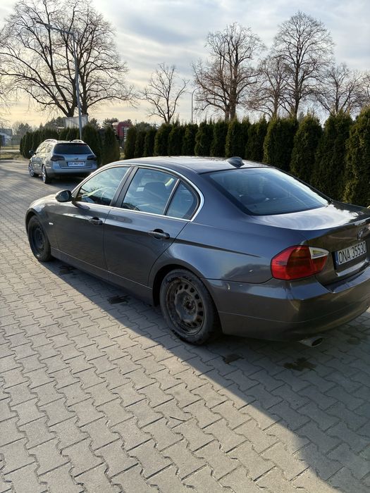 BMW E90 320d 177KM 2008 manual