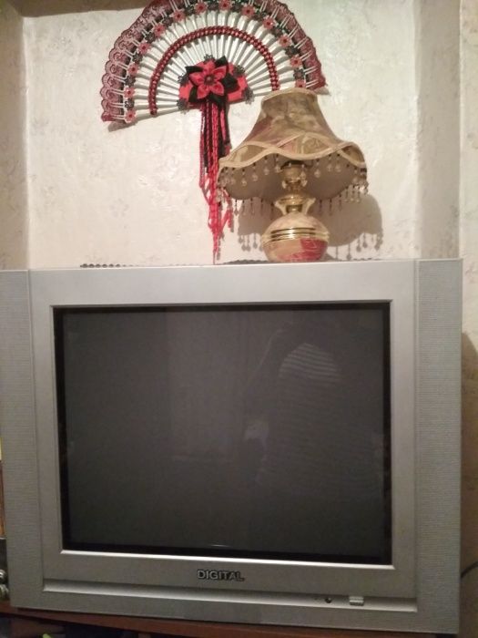 цветной телевизор DIGITAL